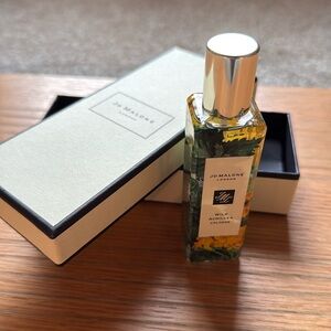 Jo Malone wild achillea cologne